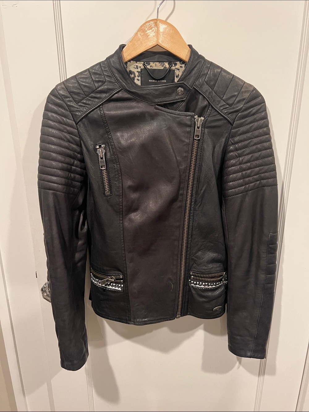 Maison scotch Black Quilted-Shoulder Asymmetric Leather Biker Jacket